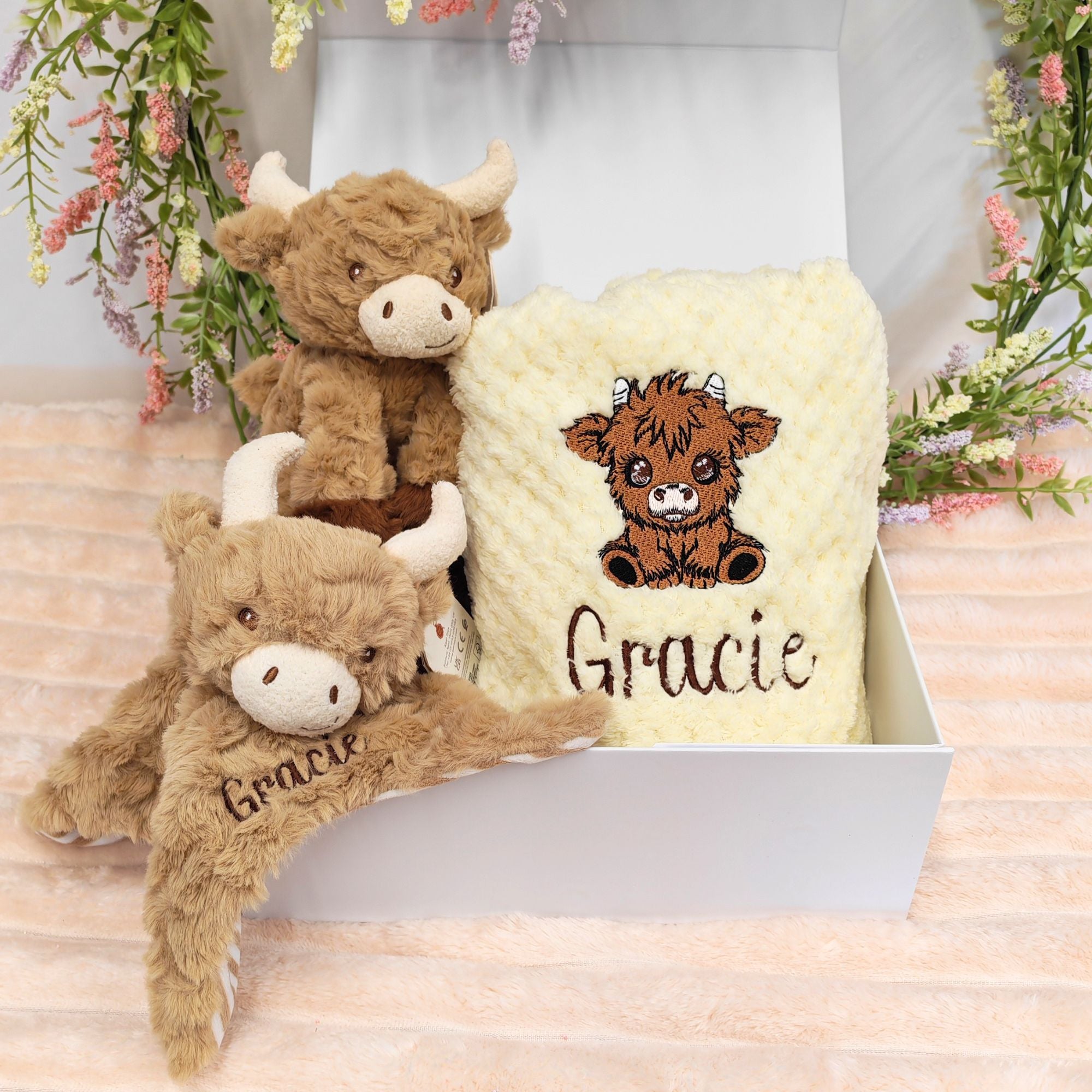 Personalised Highland Cow Baby Gift Box - 3 Piece Set