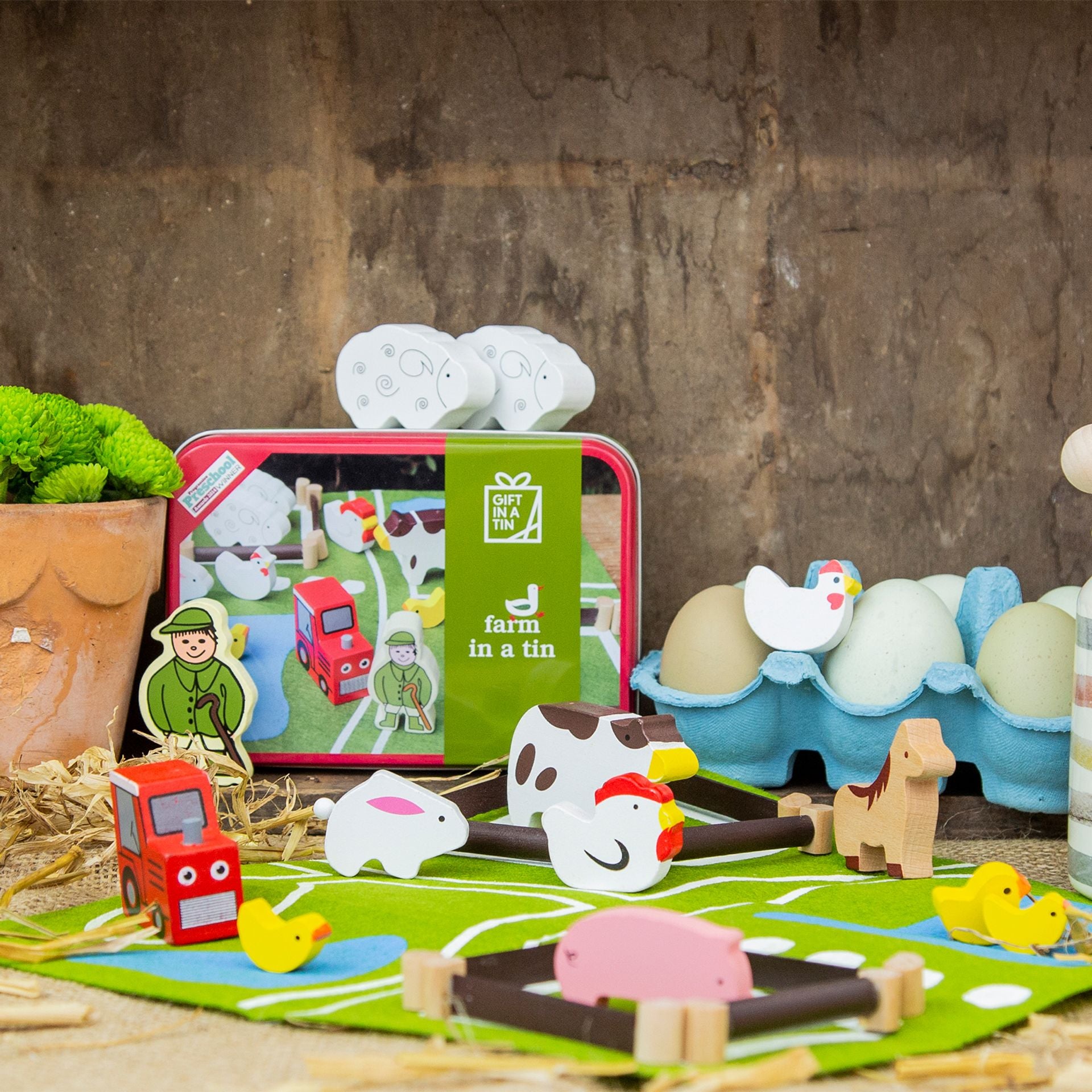 Apples to Pears “Farm in a Tin” – Wooden Farm Playset Gift in a Tin