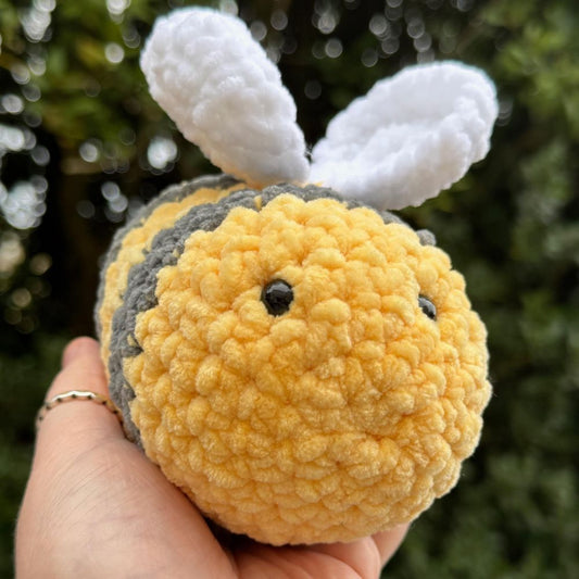 Beatrice the Bee – Handmade Crochet Bumblebee Plush 5.5" / 14cm