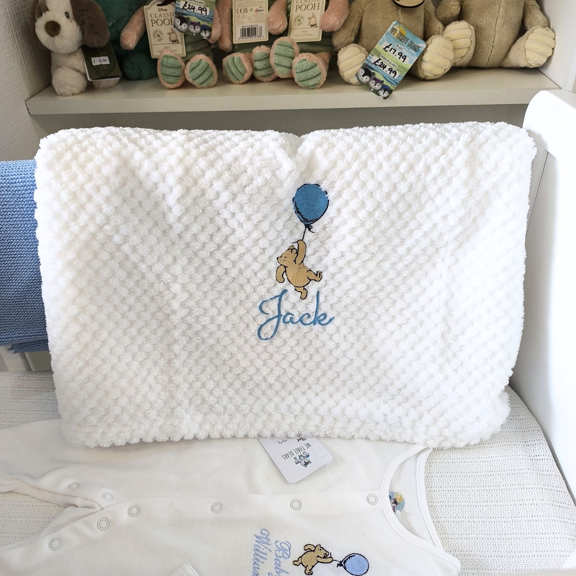 Personalised Winnie the Pooh Blanket with Balloon and Embroidered Name